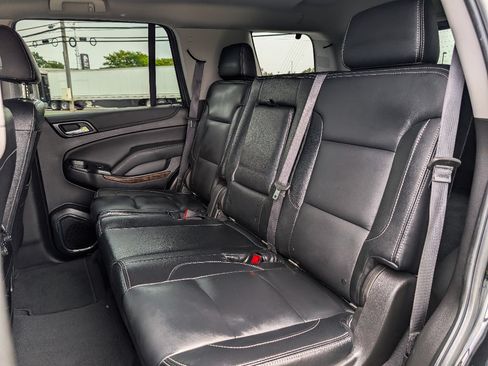 Used 2019 Chevrolet Tahoe LS AWD/4WD image 18