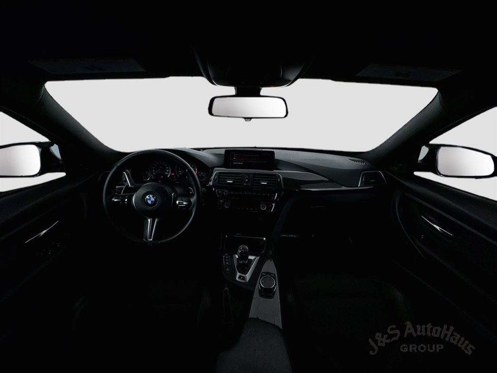Used 2017 BMW M3 RWD image 29