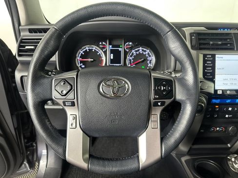 Used 2023 Toyota 4Runner Limited AWD/4WD image 12
