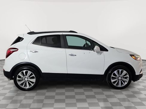 Used 2019 Buick Encore Preferred FWD image 9