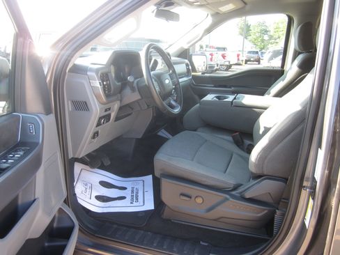 Used 2025 Ford F150 XLT w/ Equipment Group 301A Standard AWD/4WD image 10