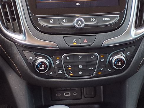 Used 2024 Chevrolet Equinox Premier image 35