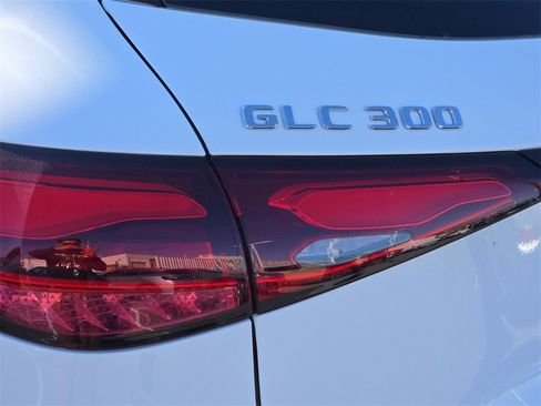 New 2026 Mercedes-Benz GLC 300 image 10