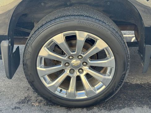 Used 2020 Chevrolet Silverado 1500 High Country w/ Technology Package image 49