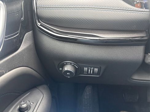 New 2026 Jeep Compass Latitude image 15