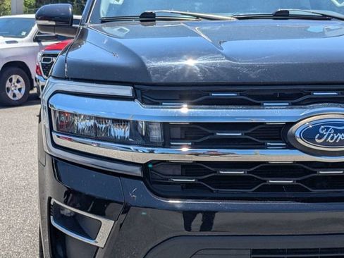 Used 2024 Ford Expedition Max Limited RWD image 9