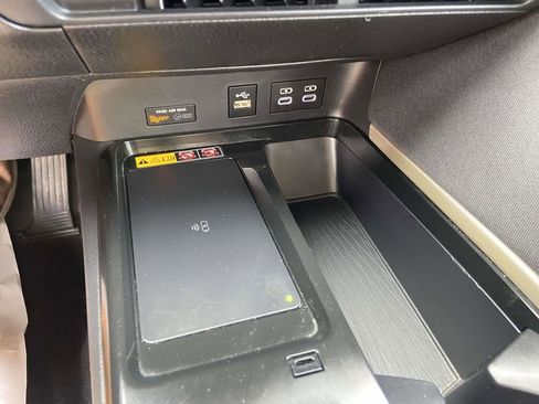 Used 2025 Toyota Camry LE image 24