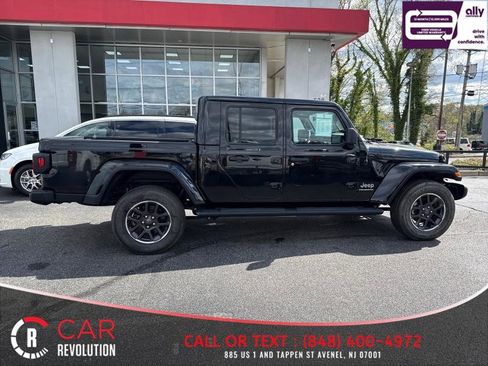 Used 2023 Jeep Gladiator Overland AWD/4WD image 8