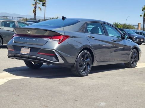 New 2026 Hyundai Elantra Sport image 4
