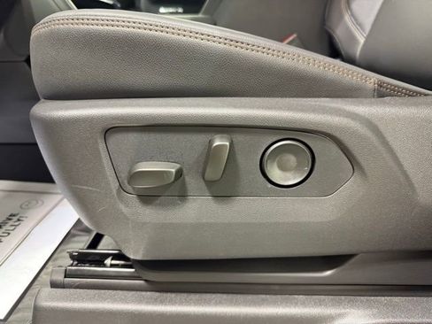 New 2026 GMC Sierra 1500 AT4 w/ AT4 Premium Package AWD/4WD image 15