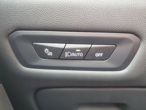 Used 2025 BMW X5 xDrive40i w/ M Sport Package image 9