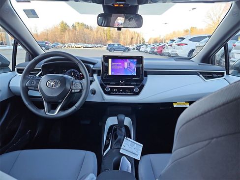 New 2026 Toyota Corolla SE image 7