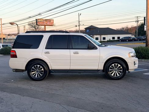 Used 2015 Ford Expedition XLT w/ Equipment Group 201A image 7