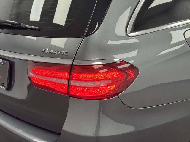 Used 2019 Mercedes-Benz E 450 4MATIC Wagon w/ Driver Assistance Package image 25