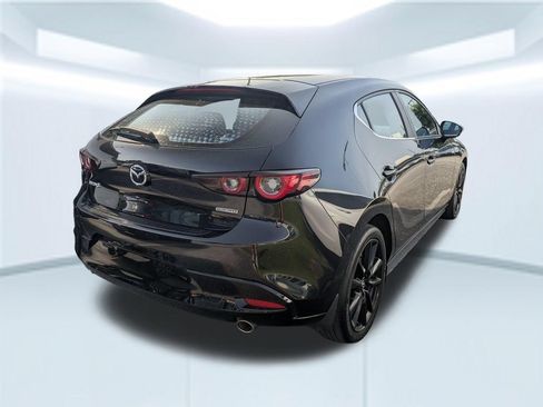 Used 2024 MAZDA MAZDA3 s FWD image 3