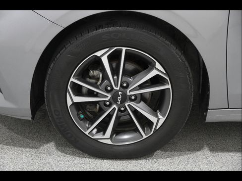 Used 2023 Kia Forte LXS image 20