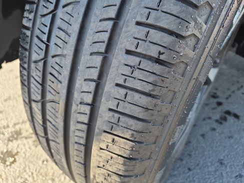Used 2024 Rivian R1S Adventure AWD/4WD image 12