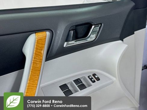 Used 2008 Toyota Highlander Limited image 17