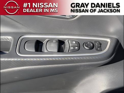 New 2025 Nissan Versa SR image 21