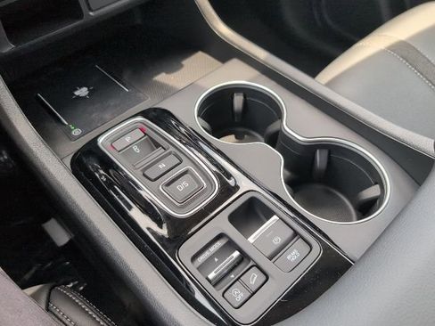 New 2025 Honda Pilot TrailSport image 31