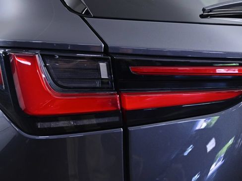 Used 2022 Lexus NX 350 AWD image 9