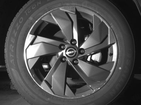 Used 2025 Nissan Rogue SV image 13