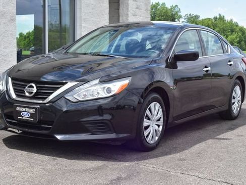 Used 2018 Nissan Altima 2.5 S w/ S Convenience Package FWD image 14