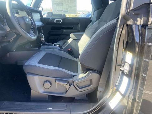 New 2025 Ford Bronco 2-Door w/ Sasquatch Package AWD/4WD image 9