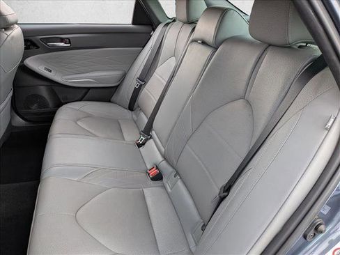 Used 2019 Toyota Avalon Limited w/ Advanced Safety Package FWD image 20