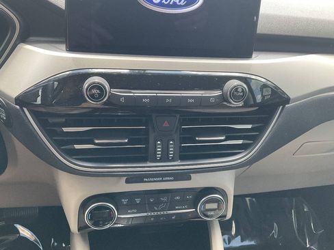 Used 2021 Ford Escape SEL FWD image 18
