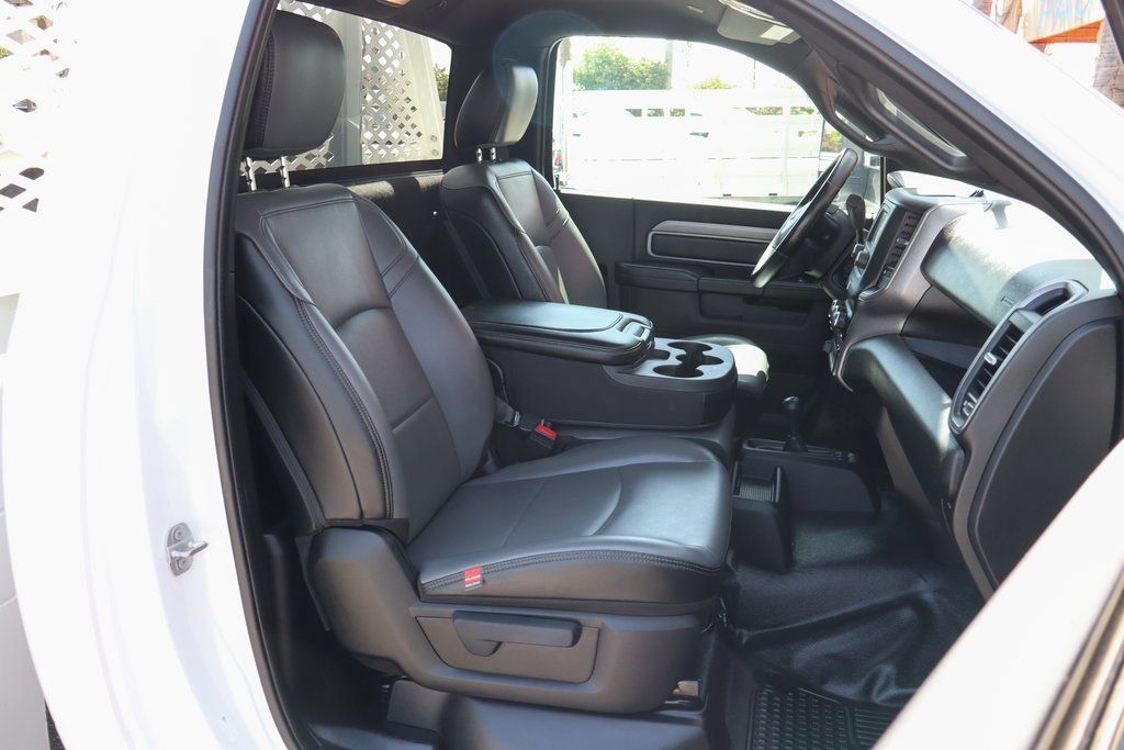 Used 2022 RAM 5500 Tradesman AWD/4WD image 32