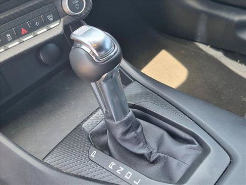 Used 2024 Ford Mustang Coupe RWD image 12