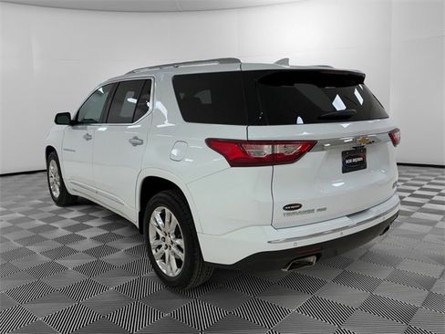 Used 2021 Chevrolet Traverse High Country image 5