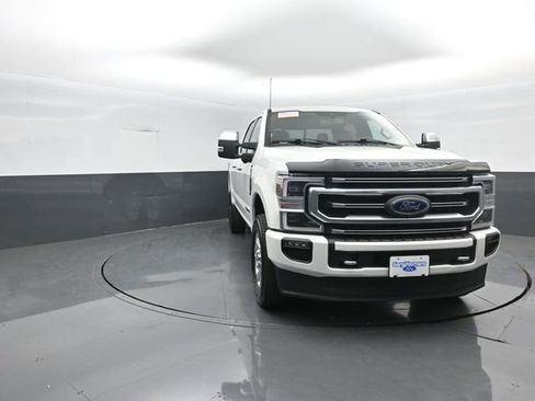 Certified 2022 Ford F250 Platinum image 2