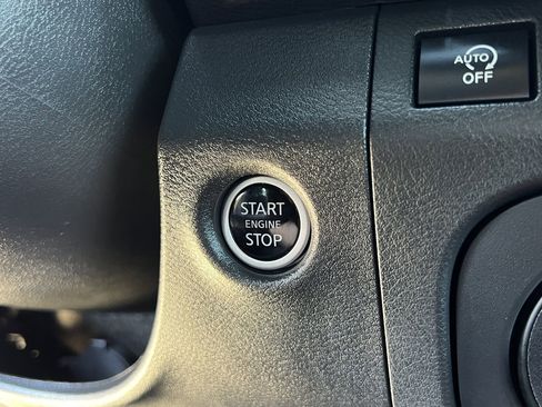 Certified 2025 Nissan Frontier PRO-4X w/ Tow Package image 21