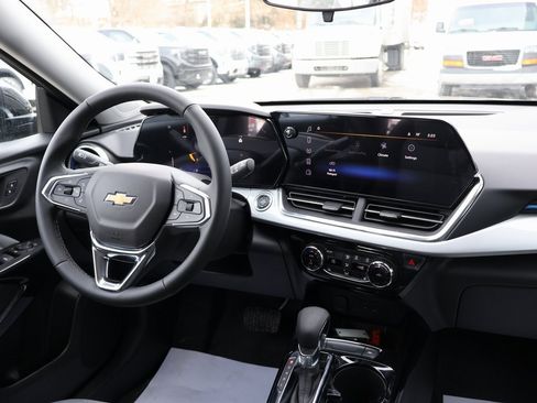 New 2026 Chevrolet Trax LT w/ Driver Confidence Package image 26