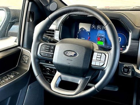 Used 2025 Ford F150 Lariat w/ Equipment Group 501A Mid AWD/4WD image 31