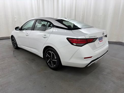 Used 2024 Nissan Sentra SV FWD image 4