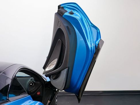 Used 2025 McLaren GTS image 24