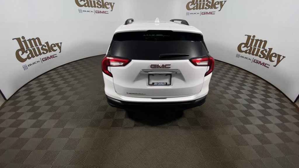 Certified 2023 GMC Terrain SLE w/ Driver Convenience Package FWD image 7