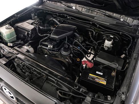 Used 2014 Toyota Tacoma 2WD Access Cab image 38