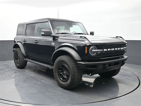 Used 2022 Ford Bronco Wildtrak image 24