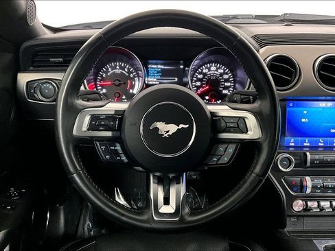 Used 2022 Ford Mustang Premium image 5