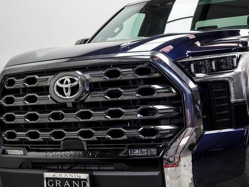 Used 2022 Toyota Tundra Platinum image 2