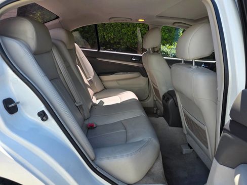 Used 2013 INFINITI G37 Journey w/ Premium Pkg RWD image 33