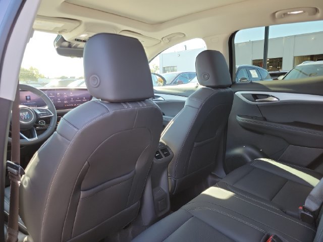 Used 2026 Buick Envision Avenir AWD/4WD image 23