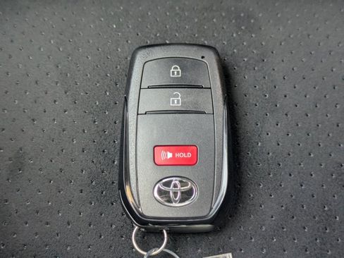 New 2026 Toyota Corolla SE FWD image 31