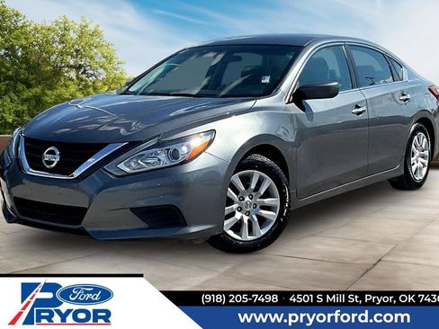 Used 2018 Nissan Altima 2.5 S w/ S Convenience Package FWD image 1