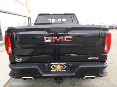 Used 2024 GMC Sierra 1500 AT4 w/ Technology Package AWD/4WD image 24