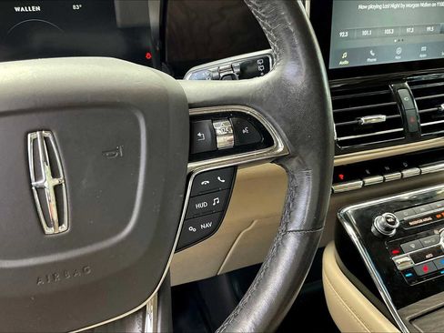 Used 2021 Lincoln Navigator Reserve w/ Luxury Package image 23